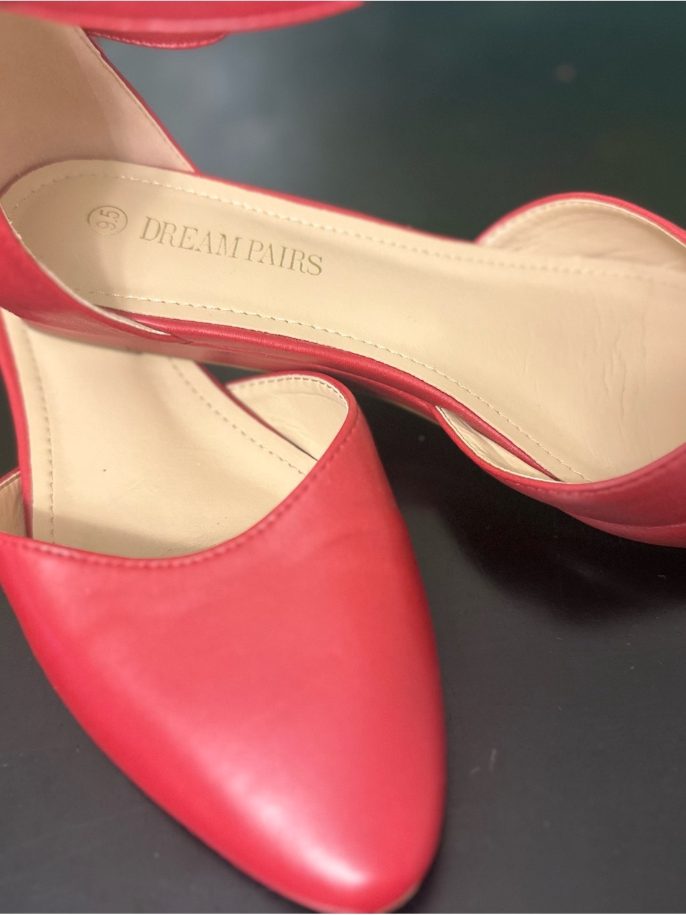 Dream Pairs Red Pointed D'Orsay Flats